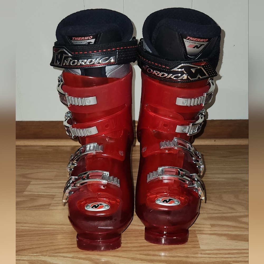 Nordica Beast 10 Ski Boots